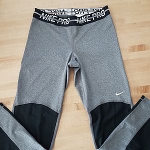 Nike Pro workout leggings. Dri-fit.